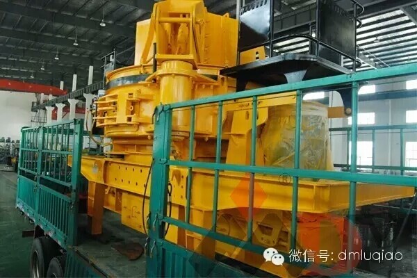 上海东蒙路桥机械有限公司-内蒙古制砂机发货