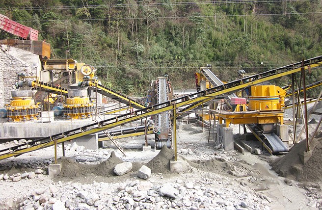 四川雅安月产10万吨河卵石制砂生产线项目