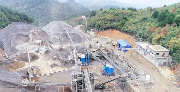 贵州砂石料破碎筛分现场